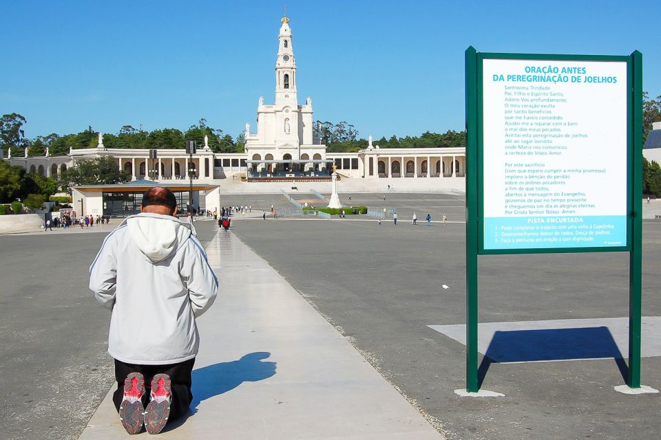 From Lisbon: Fatima Sanctuary Private Day Tour - Via Sacra (Holy Way) and Valinhos: The 1-Mile Walk That Ties the Story Together