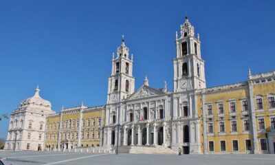 From Lisbon: Óbidos and Mafra Palace Private Tour - Óbidos walled town: medieval lanes, ginjinha moments, and wall views