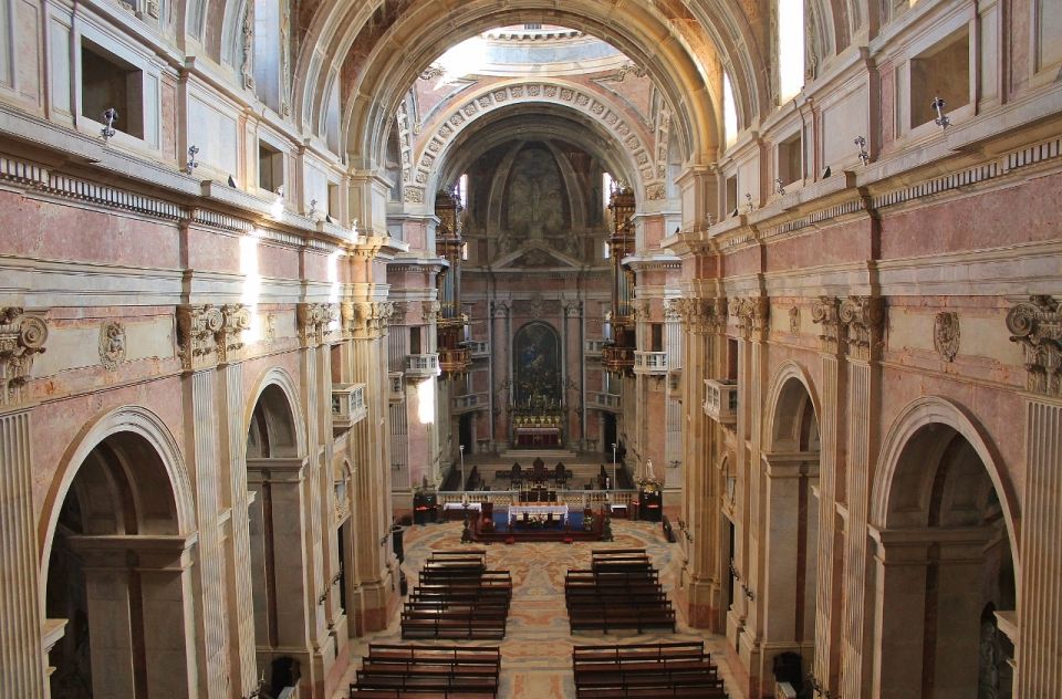 From Lisbon: Óbidos and Mafra Palace Private Tour - Value check: is $261 per group up to 2 a good deal?