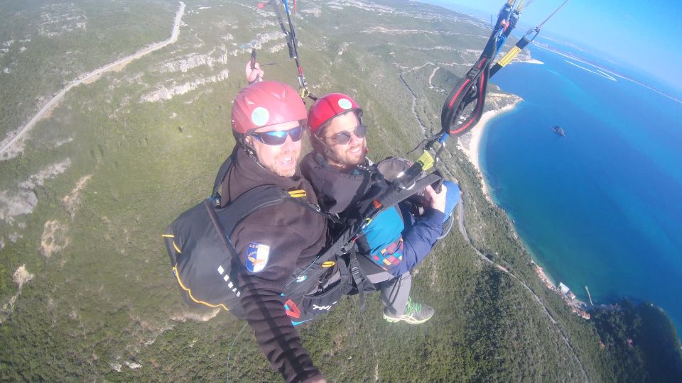 From Lisbon: Paragliding Flight with Transfers - 20 Minutes in the Air: Praia das Bicas, Fonte da Telha, Arrábida, or Sesimbra