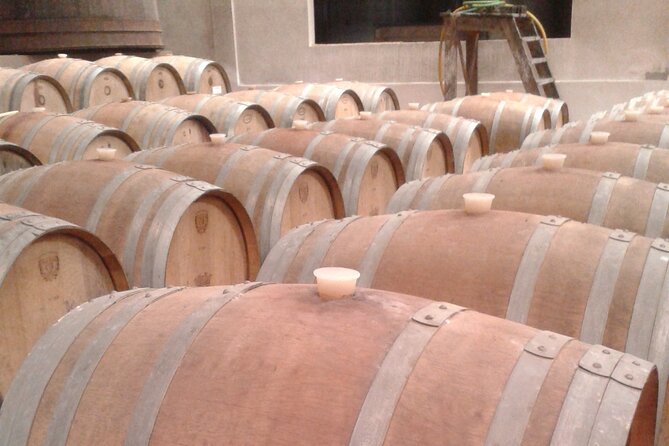 From Lisbon: Sintra, Pena Palace & Wine Tasting Small-Group Tour - Adega Regional de Colares: the wine tasting you should know what to expect