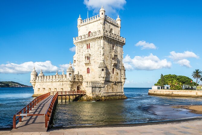 From Lisbon: Small Group Sintra, Pena Palace, Cascais & Belém - First Stop: Getting From Lisbon to Sintra Efficiently