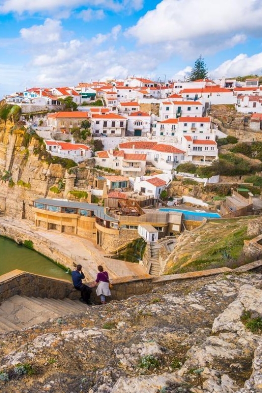 From Lisbon: Tour Sintra, Pena Palace, Regaleira and Cascais - Pena Palace Gardens and the hilltop palace timing you should plan for