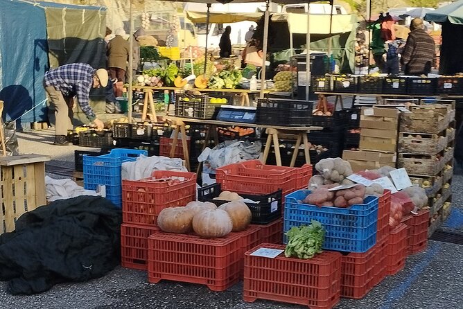 From Lisbon: Traditional Market, Mafra, Ericeira & Crafts - Malveira Farmers Market: a locals-first Thursday morning