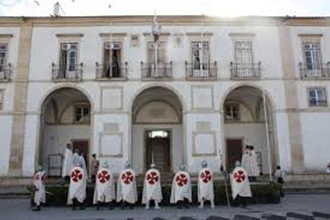 Full-Day Private Tomar, Knights Templar and Castles Tour - Largo do Pelourinho: The Aqueduct Behind the Big Power