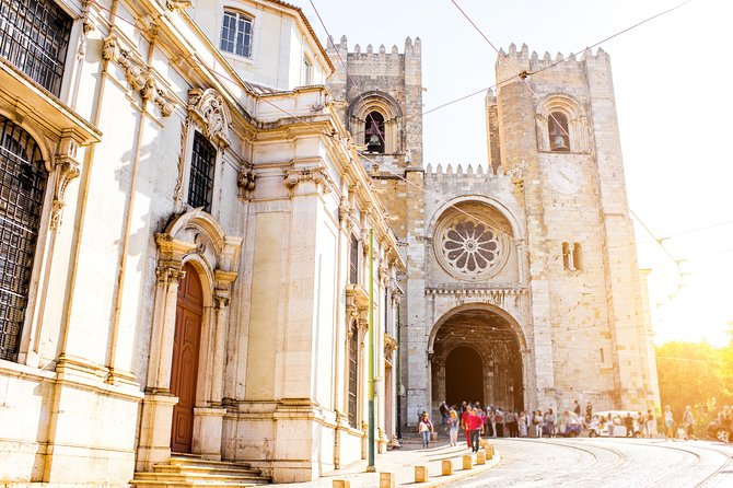 Full-Day Private Tour of Lisbon and Sintra - A private Lisbon and Sintra day that actually fits one day
