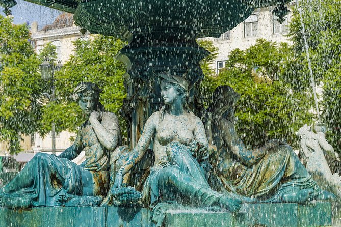 Full-Day Private Tour of Lisbon and Sintra - A pass through Lisbon’s main avenue, then a view from Parque Eduardo VII