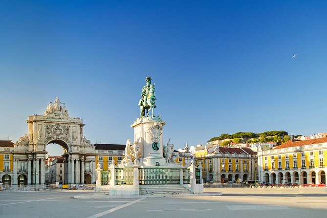 FULL DAY Private Tour of Lisbon's main tourist attractions - Cristo Rei in Almada: a monument you’ll remember for the views