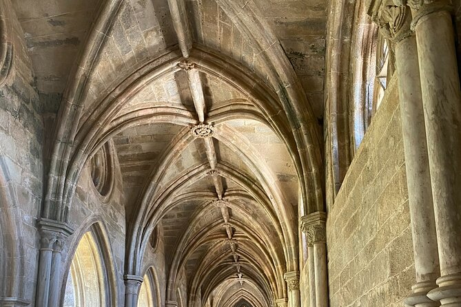 Full Day Tour in Évora from Lisbon - Roman photo moment: Templo Romano de Évora (Templo de Diana)