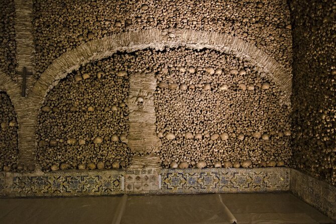 Full Day Tour in Évora from Lisbon - Chapel of Bones: optional, eerie, and short enough to choose wisely