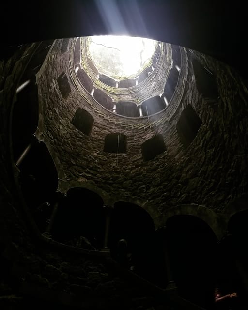 Full Day tour in Sintra with Pick-up in Lisboa - Sintra Historical Center Walk: Shops, Color, and Quick Orientation