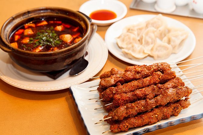 Halal Lisbon Private Tour With Muslim-friendly Lunch - Price and value: what $349.07 covers for an 8-hour private day