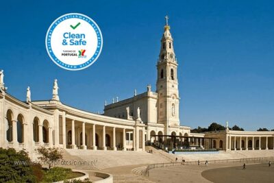 Half Day Fatima + Aldeia Pastorinhos Private Tour Departure Lisbon - Valinhos and Casa de Lúcia: Where the Story Gets Grounded