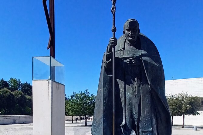 Half Day Santuario Fatima and Village of the Pastorzinhos small group - Key highlights to look for