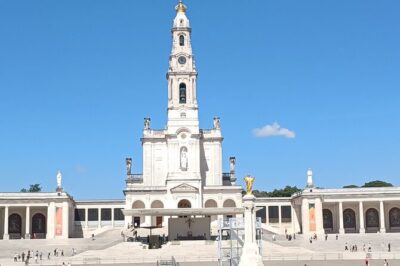 Half Day Santuario Fatima and Village of the Pastorzinhos small group - Fátima sanctuary highlights: basilicas and the apparitions chapel