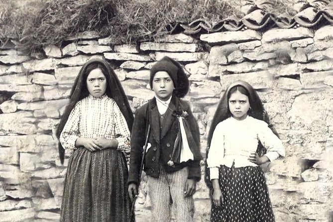 Half Day Santuario Fatima and Village of the Pastorzinhos small group - Practical tips: weather, Mass time, and pacing