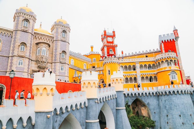 Half-Day Sintra and Pena Palace Tour from Lisbon with Small-Group - The “hilltop reality” checklist (wind, cold, and shoes)