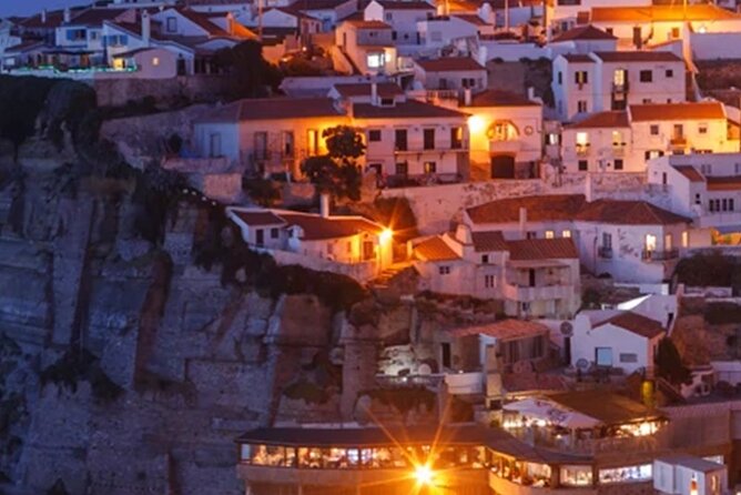 Half-Day Tour in Cascais / Sintra with Brunch and Wine Tasting - Stop 3: Azenhas do Mar’s Cliff Village Moments