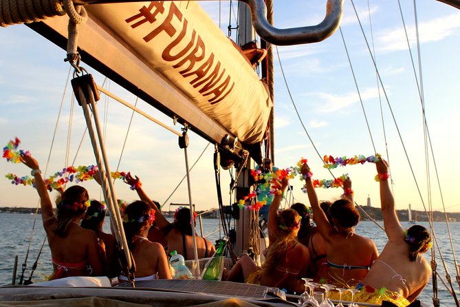 Hen Party in Lisbon on a vintage Sailboat - A private sailboat solves a classic hen-party problem