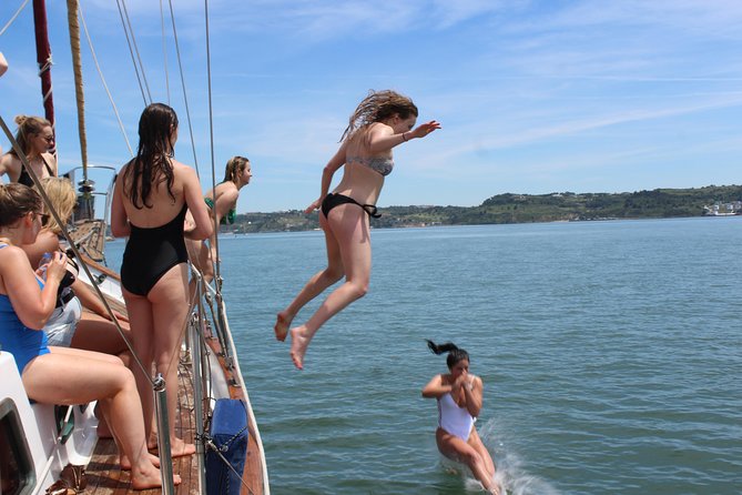 Hen Party in Lisbon on a vintage Sailboat - Tagus River highlights: landmarks you’ll pass by from the water