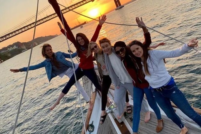 Hen Party in Lisbon on a vintage Sailboat - Price and value: how $636.68 per group works for a hen party