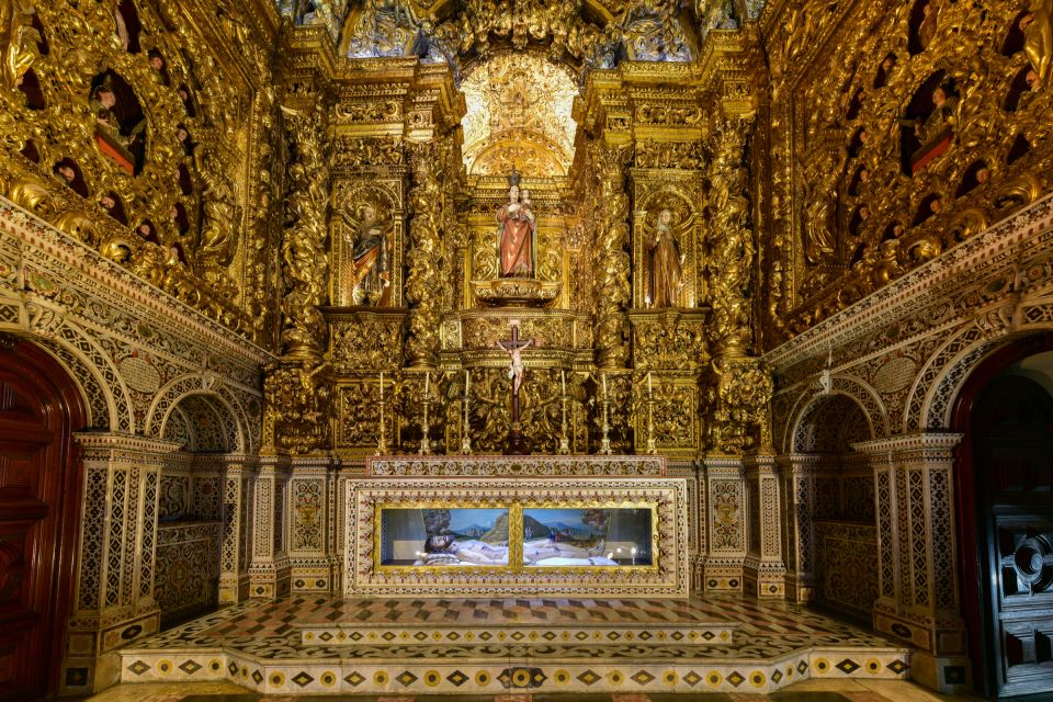 Highlights & Secrets of Lisbon Private Walking Tour - Nossa Senhora da Conceição Church and Casa dos Bicos: small stops, big context