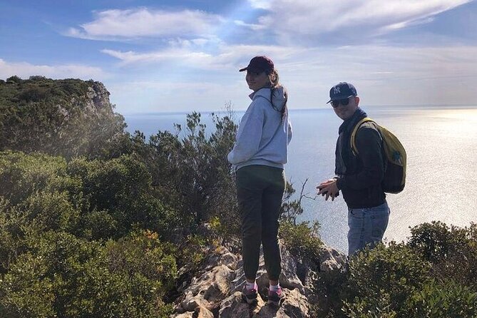 Hiking tour to the highest limestone cliff of continental Europe - Who should book this Arrábida cliff hike, and who should skip