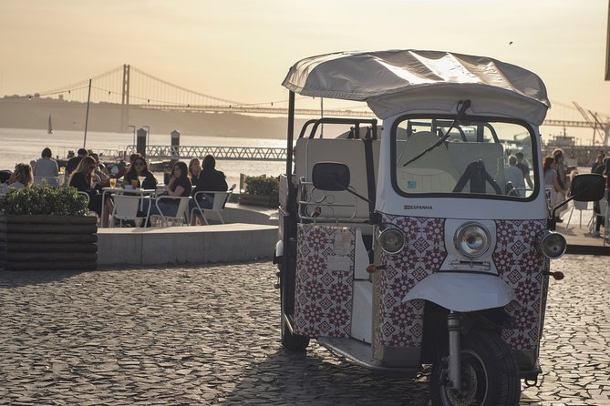 Historic Lisbon Tuk Tuk Tour - Lisbon by Tuk Tuk: Why This 3-Hour Loop Works