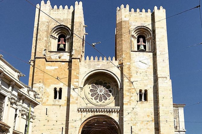 Historic Lisbon Tuk Tuk Tour - Sé de Lisboa Cathedral: A Stop That Changes Your Perspective