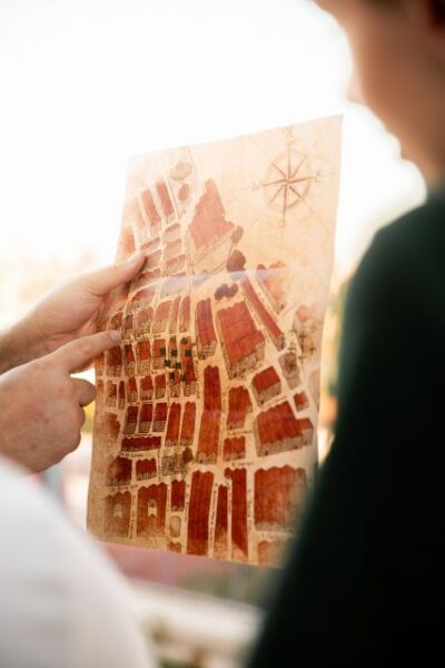 Historical Outdoor Game in Lisbon "The Cryptex of Pombal" - Meeting near Baixa-Chiado: how you’ll start the quest