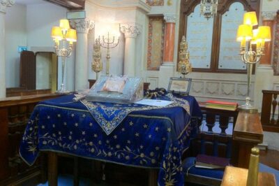 Jewish Lisbon Private Tours - Augusta Street, Rossio Square, and the Largo de São Domingos memorial