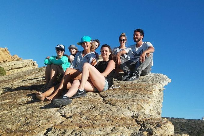 Jurassic Hiking tour to footprints of dinosaur in Espichel Cape - The drive and small-group feel from Lisbon: why it changes the day