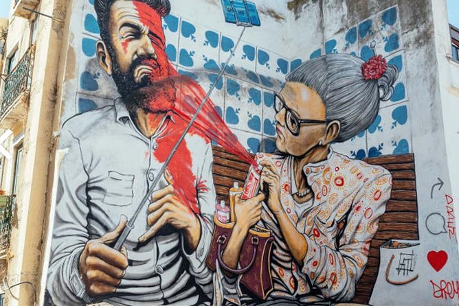 Kickstart Street Art Tour in Lisbon - Vhils and Shepard Fairey: why Stop 1 hits hardest