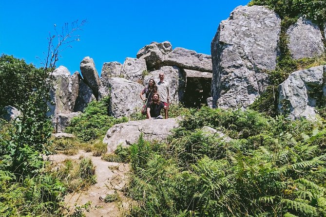 Know Sintra through the eyes of a local archeologist private tour - What to bring for a forest-and-ruins day