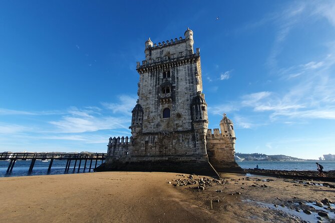 Lisboa: Old Town, New Town & Belem Private Full Day Tour - Getting started at Parque Eduardo VII: the viewpoint that gives you Lisbon’s map