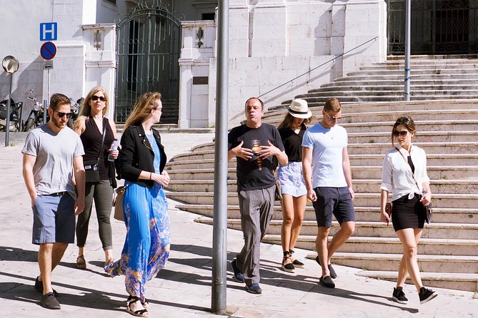 #LisboaLove Walk - Largo do Carmo: The Best Pause on the Walk