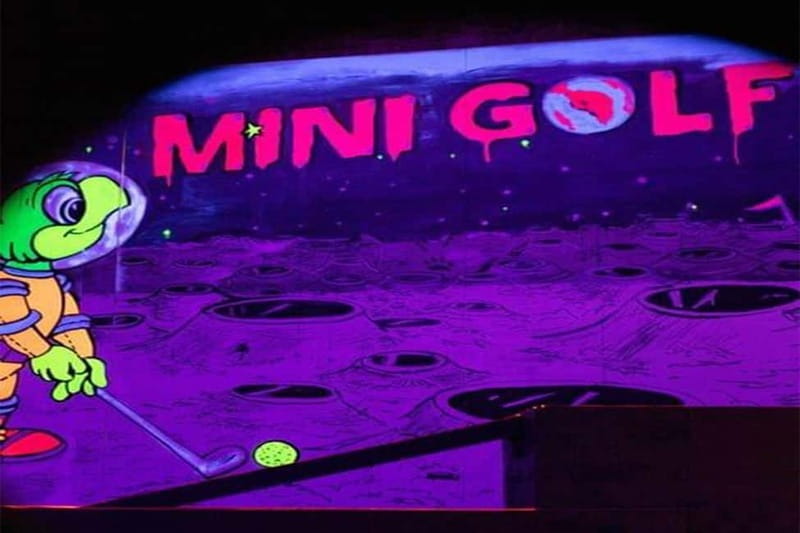Lisbon: 18-Hole Indoor Minigolf Ticket with Bar Area - Key Highlights You’ll Care About