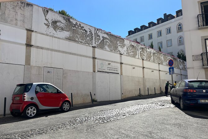 Lisbon 1h30 Tuk-Tuk Tour: The best way to visit the city - Miradouro da Senhora do Monte: the higher panoramic payoff