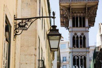Lisbon: 2-Hour Private City Highlights Kickstart Tour - Starting at Largo do Chiado and Praça Luís de Camões