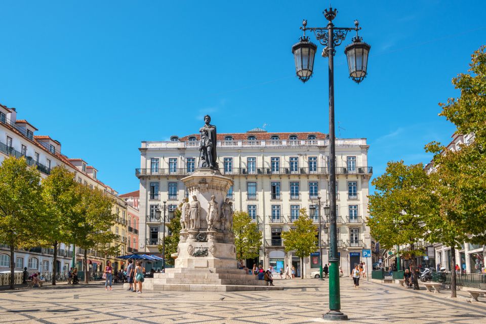 Lisbon: 2-Hour Private City Highlights Kickstart Tour - Casa do Alentejo: neo-Moorish style and a former palace