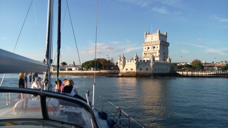 Lisbon: 2-Hour Sailing Yacht Cruise & Guided Tour w/2 drinks - Crossing the Tagus Estuary and Sailing Under Vasco de Gama Bridge