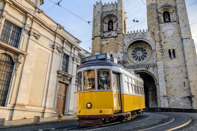 Lisbon 24 Hours Pass with Tram 28 Riding Ticket - Ticket Pickup Reality: The Part That Can Waste Your Morning