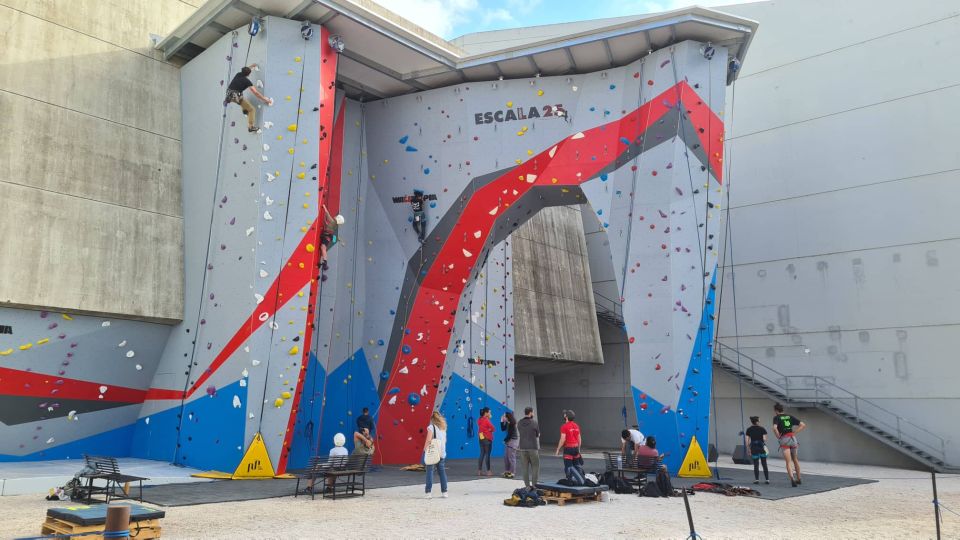 Lisbon: 25 de Abril Bridge Guided Climbing Experience - Why the Ponte 25 de Abril is such a fun climbing venue