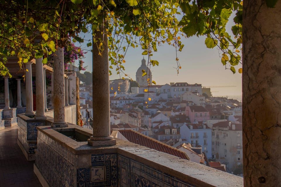 Lisbon: 2h or 4h Private TukTuk Tour with a True Local Guide - Alfama and Mouraria: viewpoint time without the uphill tax