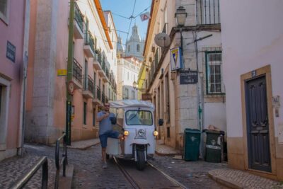 Lisbon: 2h or 4h Private TukTuk Tour with a True Local Guide - Graça, Castelo, and the miradouros locals chase