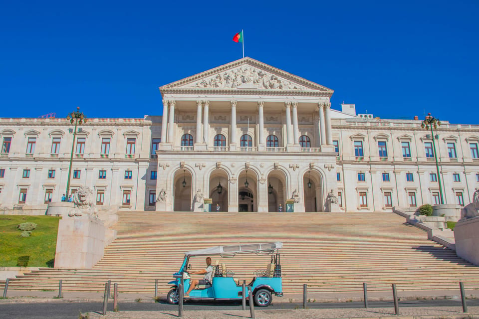 Lisbon: 2h or 4h Private TukTuk Tour with a True Local Guide - Who this Lisbon tuk-tuk tour is best for (and who should skip)