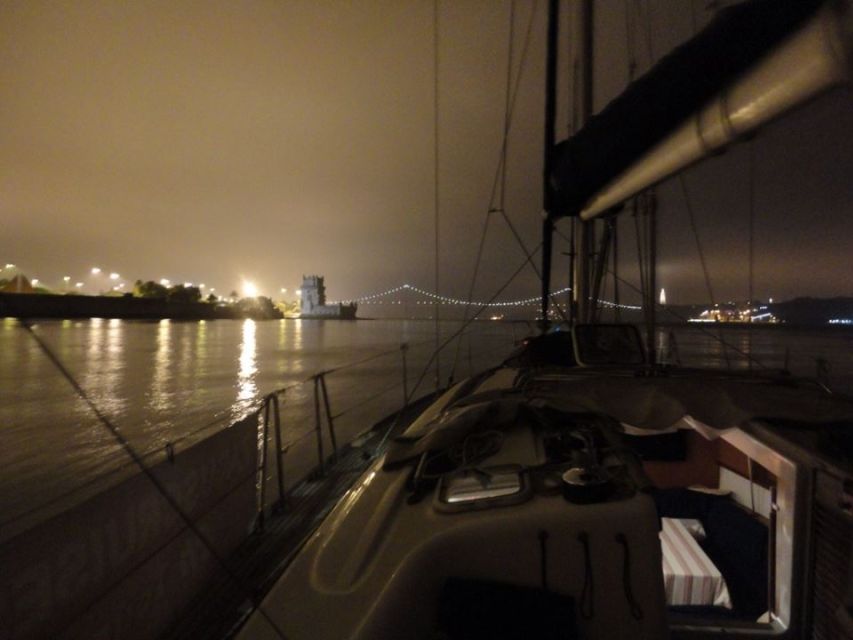 Lisbon 2H Private Tour by SAILBOAT / SAIL or POWER CATAMARAN - Price and value: is $284 per group worth it?