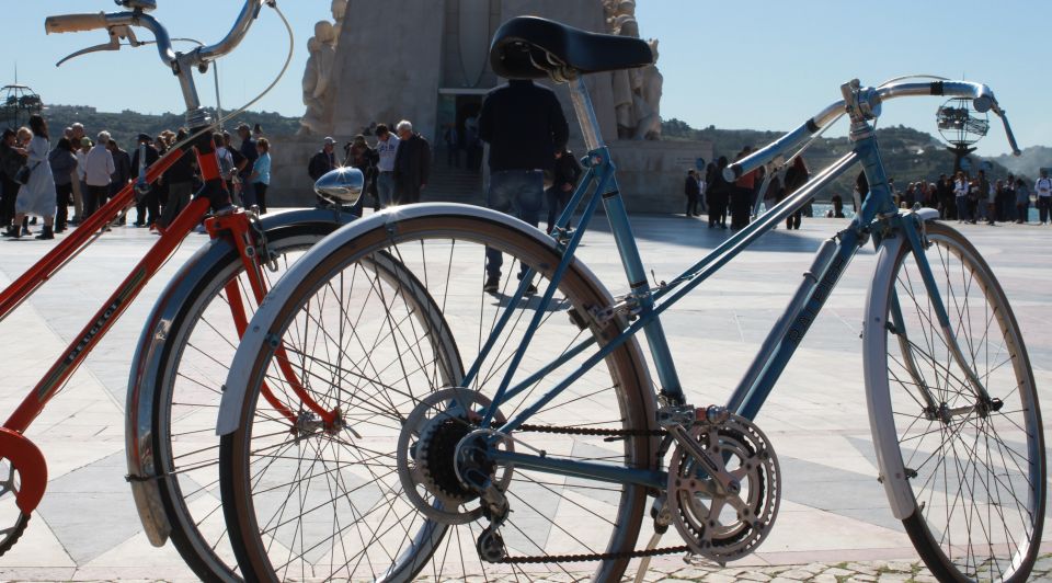 Lisbon: 3-Hour Vintage Bike Tour - Meeting at Largo da Severa: simple check-in, pedestrian footwork