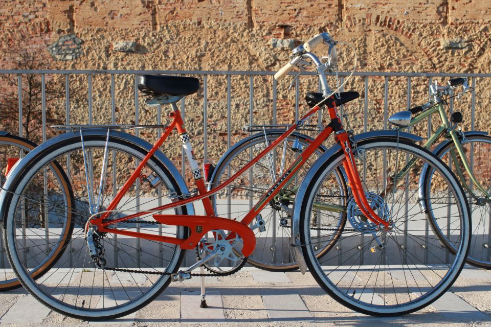 Lisbon: 3-Hour Vintage Bike Tour - Vintage bike prep: how the 1950s–1980s feel affects comfort