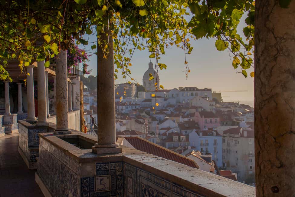 Lisbon: 3h tour in German to all viewpoints with local guide - Key highlights you’ll actually feel in the first hour